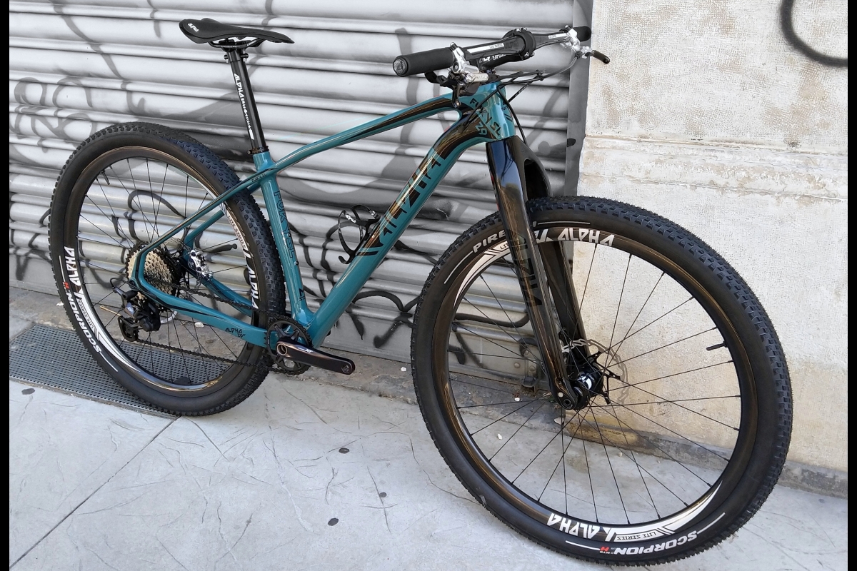 Fourche VTT Carbone AMP F3 XC 1 – état Très Correct – Vélo Tout Terrain