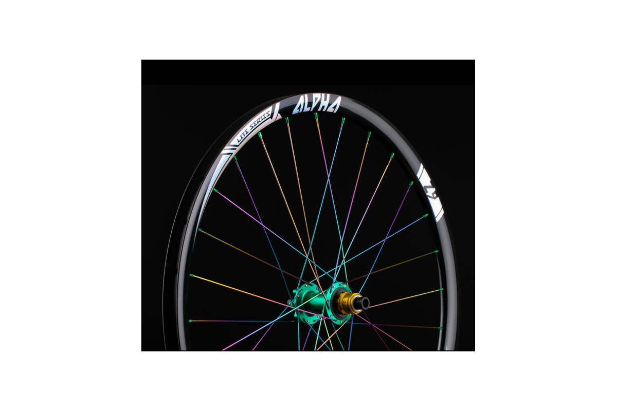 CR  JANTE CARBONE LITE SERIE VTT