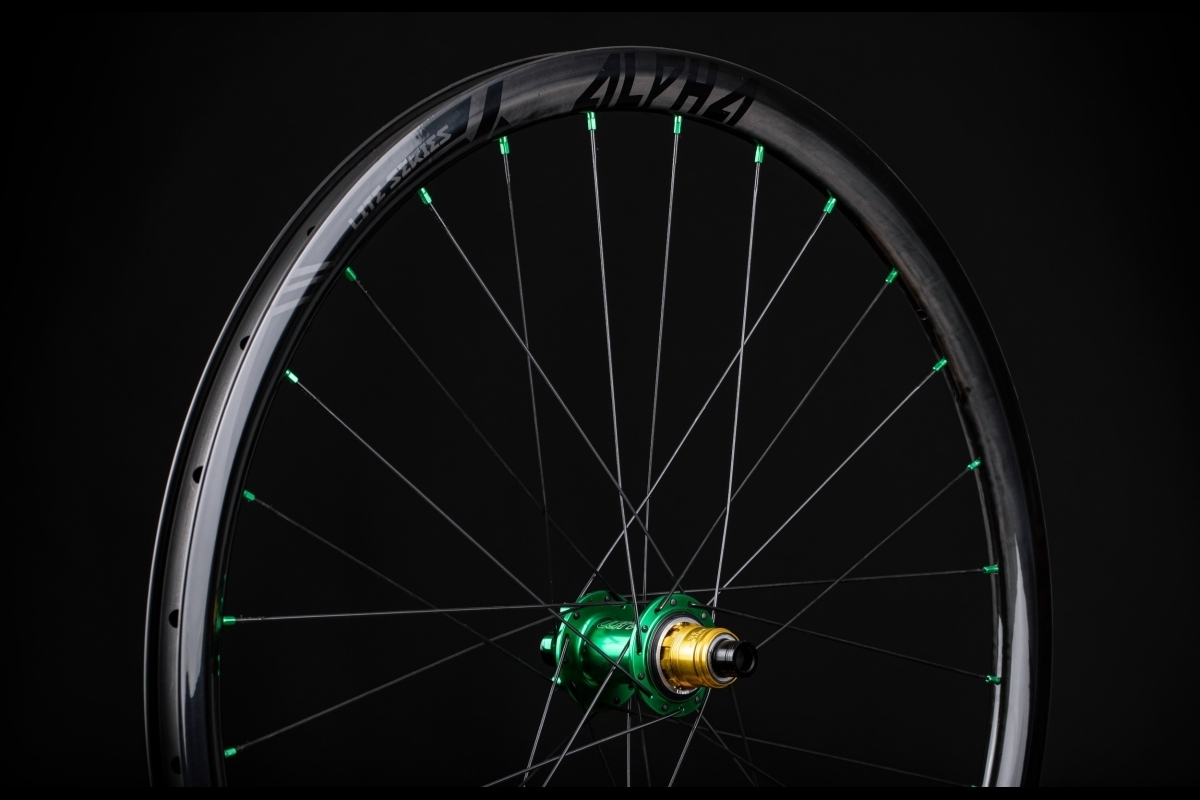 CR  JANTE CARBONE LITE SERIE GRAVEL