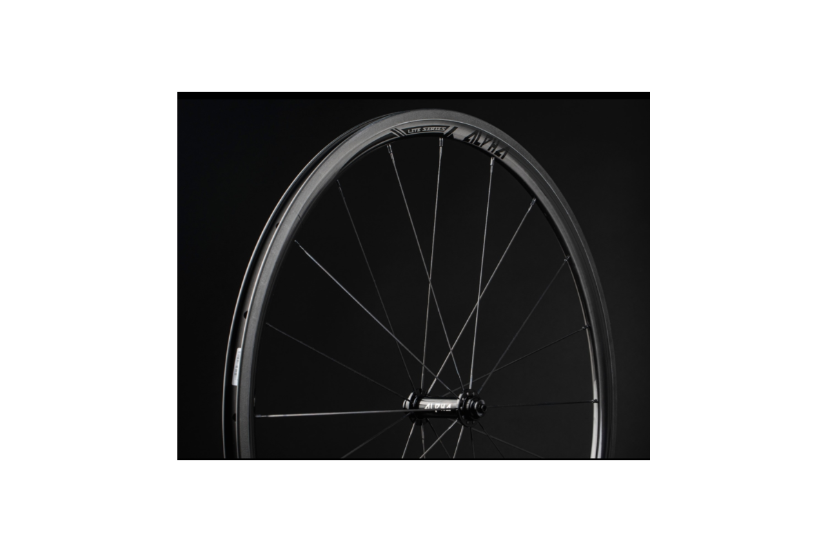 CR  JANTE CARBONE LITE SERIE ROUTE PATINS PNEU