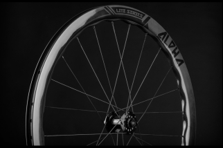 CR  JANTE CARBONE LITE SERIE ROUTE DISC BOYAU